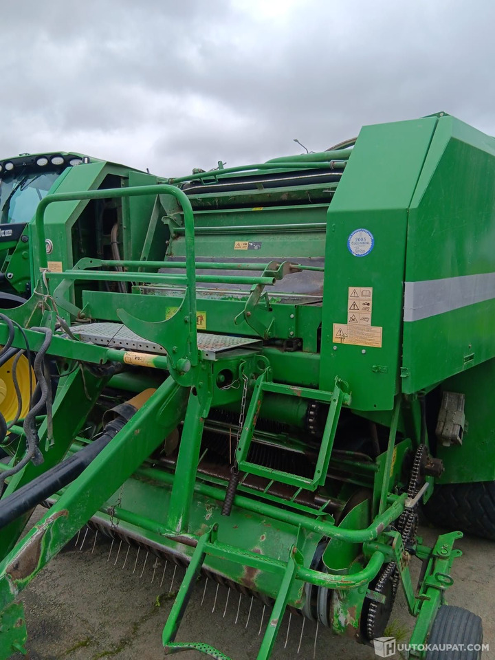 الآلات والماكينات الزراعية McHale Fusion 1 pyöröpaalain vm 2006, Seinäjoki: صور 6