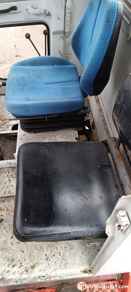 جرار Mercedes-Benz Trac 65-70, 1976 tractor, Leppävirta: صور 14 جرار Mercedes-Benz Trac 65-70, 1976 tractor, Leppävirta: صور 14