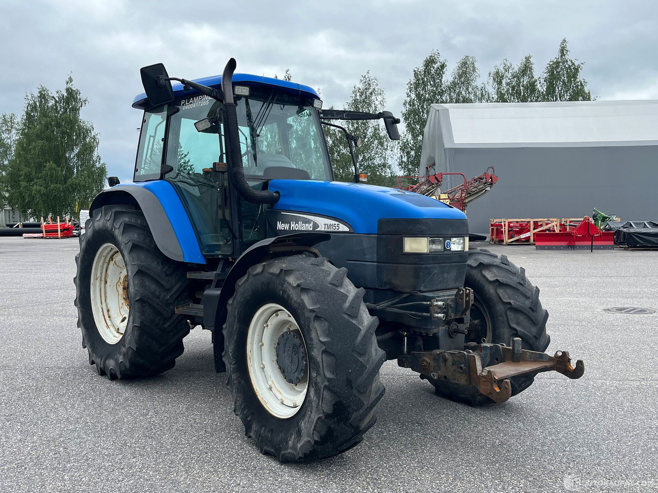 New Holland TM155, traktori etunostolaitteeella, 2004,, Salo - الآلات والماكينات الزراعية: صور 4 New Holland TM155, traktori etunostolaitteeella, 2004,, Salo - الآلات والماكينات الزراعية: صور 4