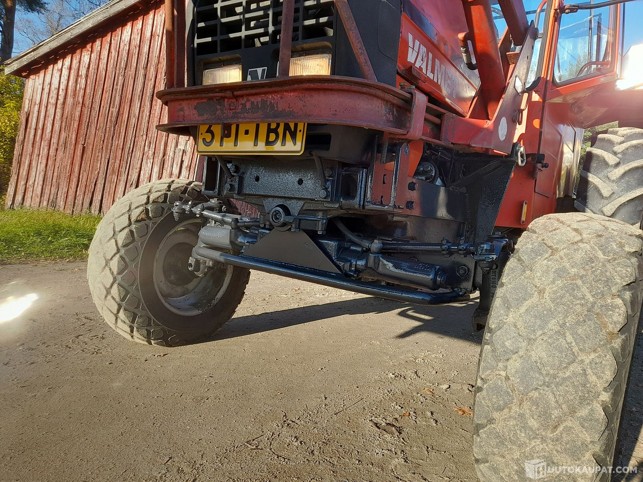 جرار Traktori Valmet 504 1984 etukuormaajalla. Katso videot! MTK25, Forssa: صور 11