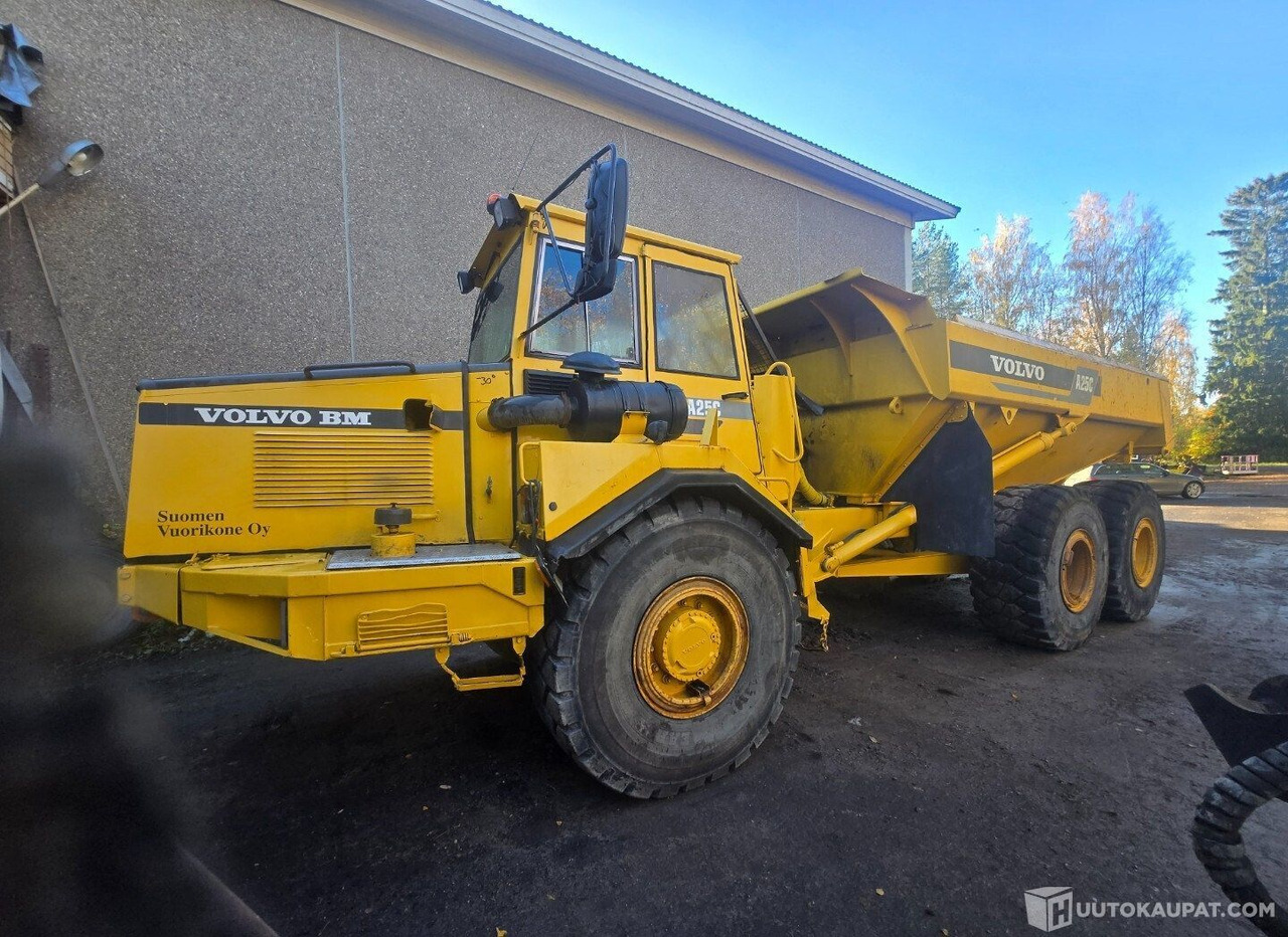 Volvo A25c6.7 6x6 dumpperi, 25545h, 1998, Kurikka - شاحنة مفصلية: صور 1 Volvo A25c6.7 6x6 dumpperi, 25545h, 1998, Kurikka - شاحنة مفصلية: صور 1