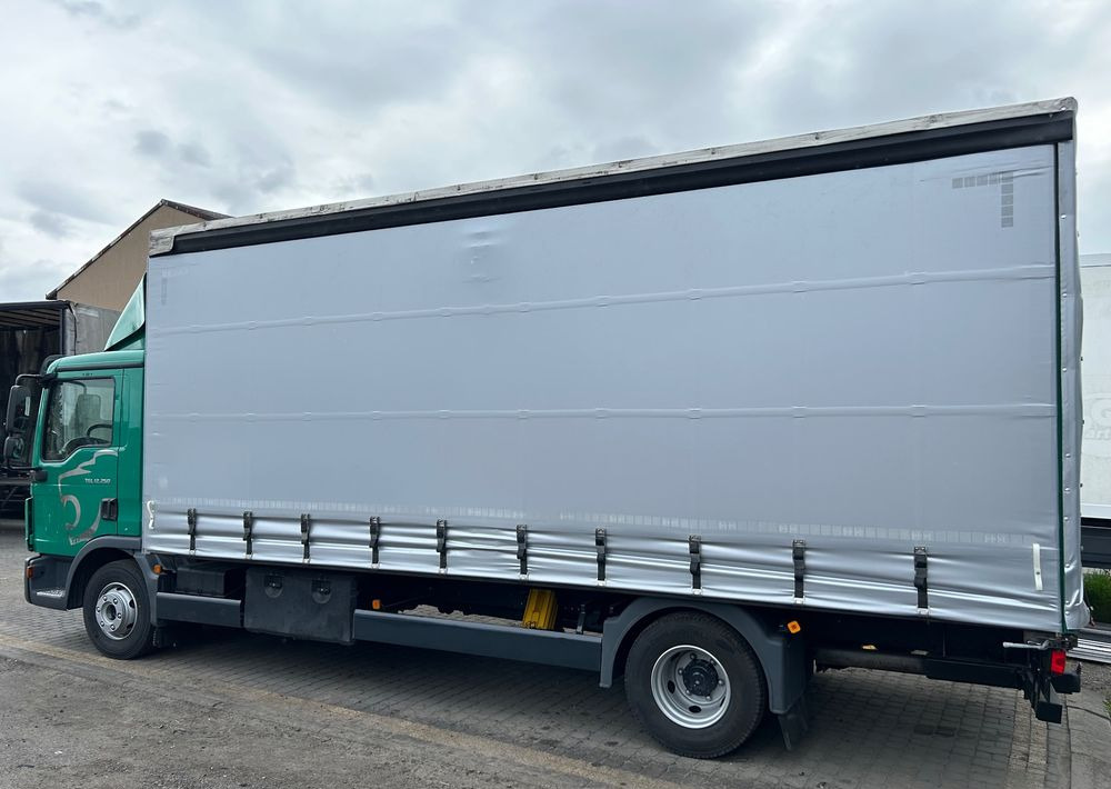 MAN TGL 12.250 6.2m AUTOMAT KLIMA z Niemiec ESP nowe opony EURO 6 / 4.75 rozstaw / zawiesie na wózek widłowy / TOP STAN / okazja nauka jazdy MOŻLIWOŚĆ DOSTOSOWANIA 12t - شاحنة ستارة: صور 2 MAN TGL 12.250 6.2m AUTOMAT KLIMA z Niemiec ESP nowe opony EURO 6 / 4.75 rozstaw / zawiesie na wózek widłowy / TOP STAN / okazja nauka jazdy MOŻLIWOŚĆ DOSTOSOWANIA 12t - شاحنة ستارة: صور 2