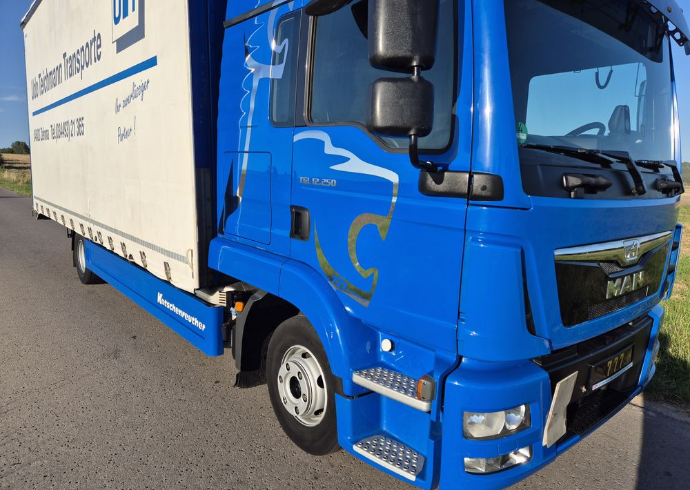 MAN TGL 12.250 cena za ZESTAW TANDEM UNIKAT przebieg z Niemiec MANUAL HAK / EURO 6 / przyczepa zestaw jumbo / opony 80% - شاحنة ستارة: صور 4 MAN TGL 12.250 cena za ZESTAW TANDEM UNIKAT przebieg z Niemiec MANUAL HAK / EURO 6 / przyczepa zestaw jumbo / opony 80% - شاحنة ستارة: صور 4
