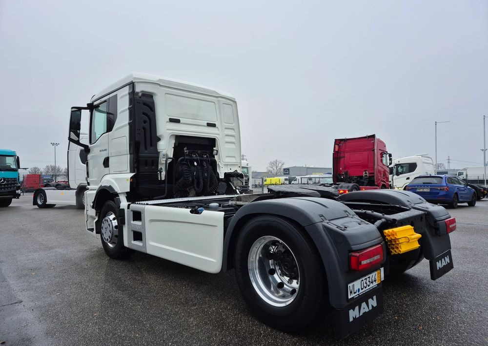 MAN TGS 18.400 NAUKA JAZDY STANDARD 4x2 / TGX 18.360 400 510 460 500 TOP STAN / ŚWIEŻO SPROWADZONY - شاحنة جرار: صور 5 MAN TGS 18.400 NAUKA JAZDY STANDARD 4x2 / TGX 18.360 400 510 460 500 TOP STAN / ŚWIEŻO SPROWADZONY - شاحنة جرار: صور 5