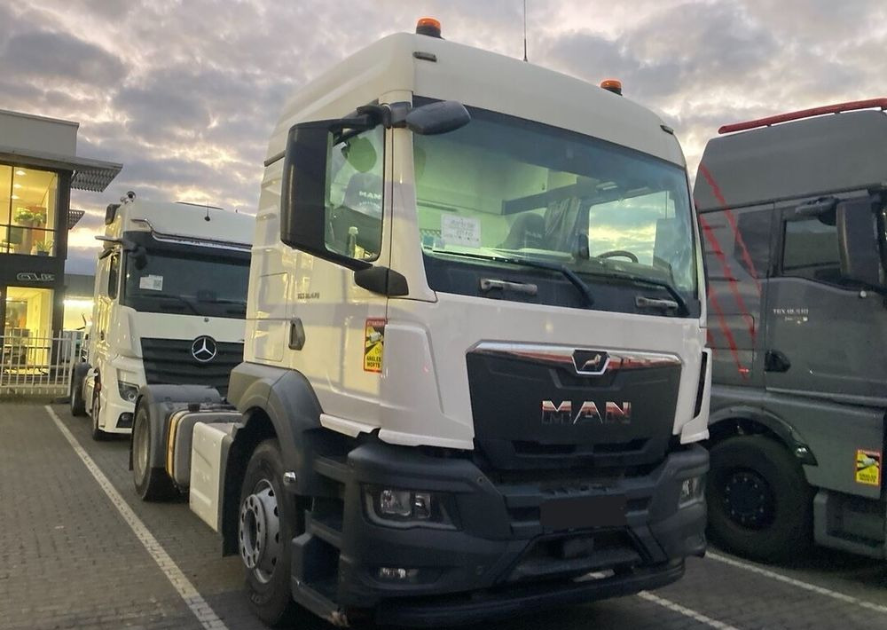 MAN TGS 18.470 NAUKA JAZDY STANDARD 4x2 / TGX 18.360 400 510 460 500 TOP STAN / ŚWIEŻO SPROWADZONY - شاحنة جرار: صور 2 MAN TGS 18.470 NAUKA JAZDY STANDARD 4x2 / TGX 18.360 400 510 460 500 TOP STAN / ŚWIEŻO SPROWADZONY - شاحنة جرار: صور 2