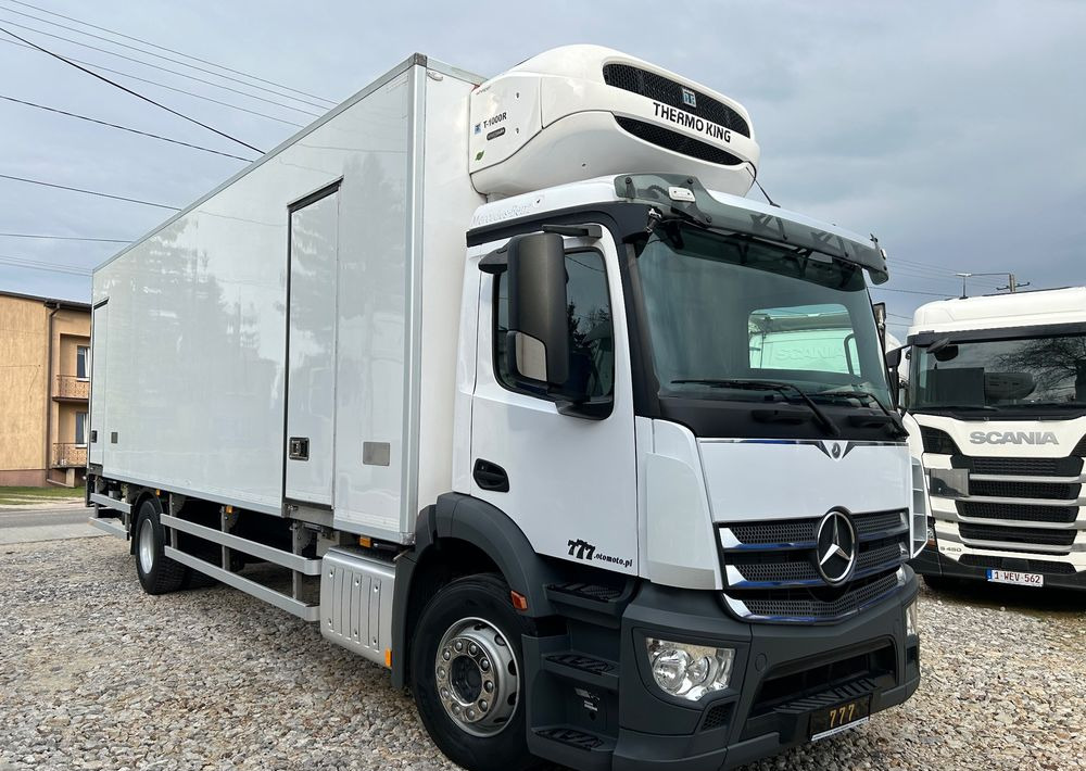 Mercedes-Benz Antos 1824 THERMO King DRZWI + winda + 2x drzwi boczne / 8.3m / z Holandii / KLIMA LEKKI / Axor man Tgm T1000-R - مبردة شاحنة: صور 2 Mercedes-Benz Antos 1824 THERMO King DRZWI + winda + 2x drzwi boczne / 8.3m / z Holandii / KLIMA LEKKI / Axor man Tgm T1000-R - مبردة شاحنة: صور 2