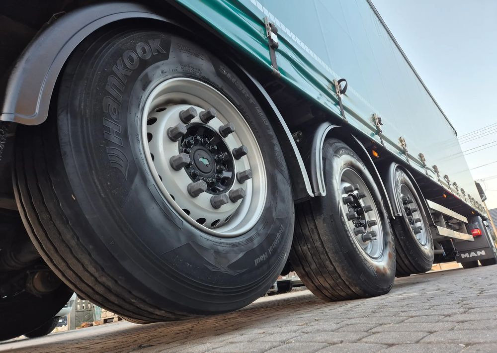 Schmitz Cargobull Standard 2018 2x oś podnoszona podnoszony dach z Niemiec / OŚ PODNOSZONA / ładne opony / nowa plandeka / od pierwszego właściciela / OKAZJA - الخيمة نصف مقطورة: صور 3 Schmitz Cargobull Standard 2018 2x oś podnoszona podnoszony dach z Niemiec / OŚ PODNOSZONA / ładne opony / nowa plandeka / od pierwszego właściciela / OKAZJA - الخيمة نصف مقطورة: صور 3