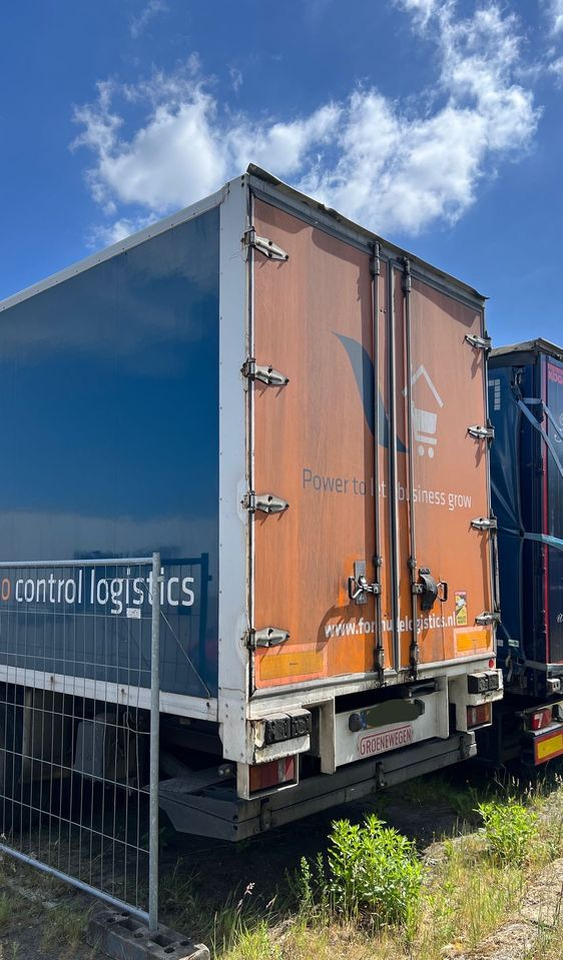 Wielton 2 osiowa NAUKA JAZDY 2 osie z Holandii dwu dwuosiowa dwie osie 2osiowa 2osie - بصندوق مغلق نصف مقطورة: صور 2 Wielton 2 osiowa NAUKA JAZDY 2 osie z Holandii dwu dwuosiowa dwie osie 2osiowa 2osie - بصندوق مغلق نصف مقطورة: صور 2