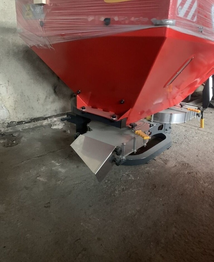 New Rozsiewacz Sadowniczy Dwutarczowy 600,800i 1000L - آلة رش الأسمدة: صور 5 New Rozsiewacz Sadowniczy Dwutarczowy 600,800i 1000L - آلة رش الأسمدة: صور 5