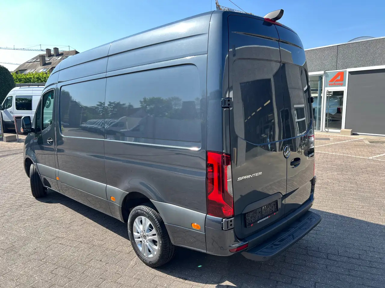 Mercedes-Benz Sprinter 319 L2H2 RWD (46.000€ex) CAMERA 360|MBUX 10,5" - فان, الشاحنات الصغيرة كابينة مزدوجة: صور 4 Mercedes-Benz Sprinter 319 L2H2 RWD (46.000€ex) CAMERA 360|MBUX 10,5" - فان, الشاحنات الصغيرة كابينة مزدوجة: صور 4