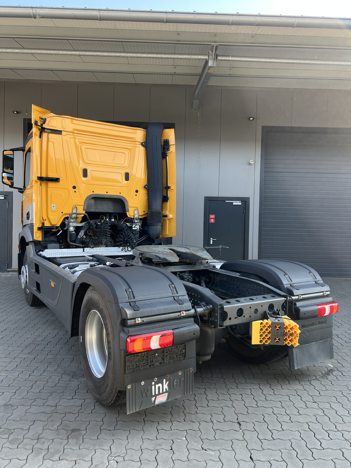 MERCEDES BENZ ACTROS 1845 4X2 L / CLASSIC SPACE / BLATT - LUFT / EURO 6 / NEBENANTRIEB - شاحنة جرار: صور 4 MERCEDES BENZ ACTROS 1845 4X2 L / CLASSIC SPACE / BLATT - LUFT / EURO 6 / NEBENANTRIEB - شاحنة جرار: صور 4