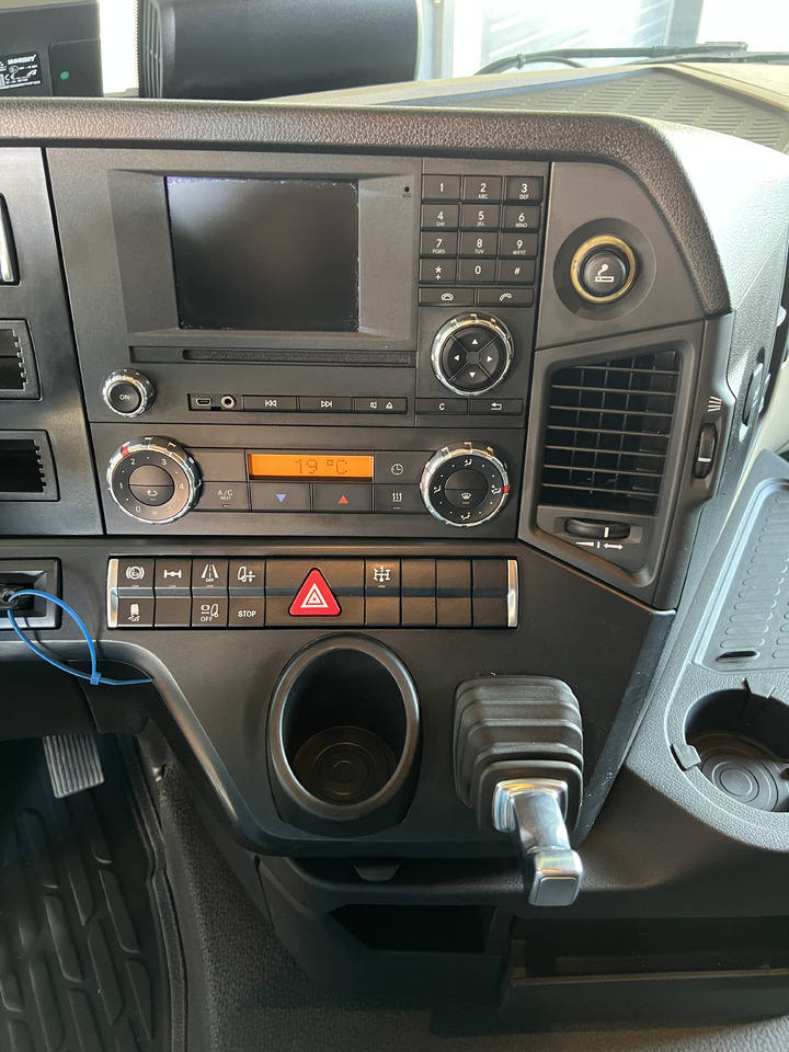 شاحنة جرار MERCEDES BENZ ACTROS 1845 4X2 L / CLASSIC SPACE / BLATT - LUFT / EURO 6 / NEBENANTRIEB: صور 13