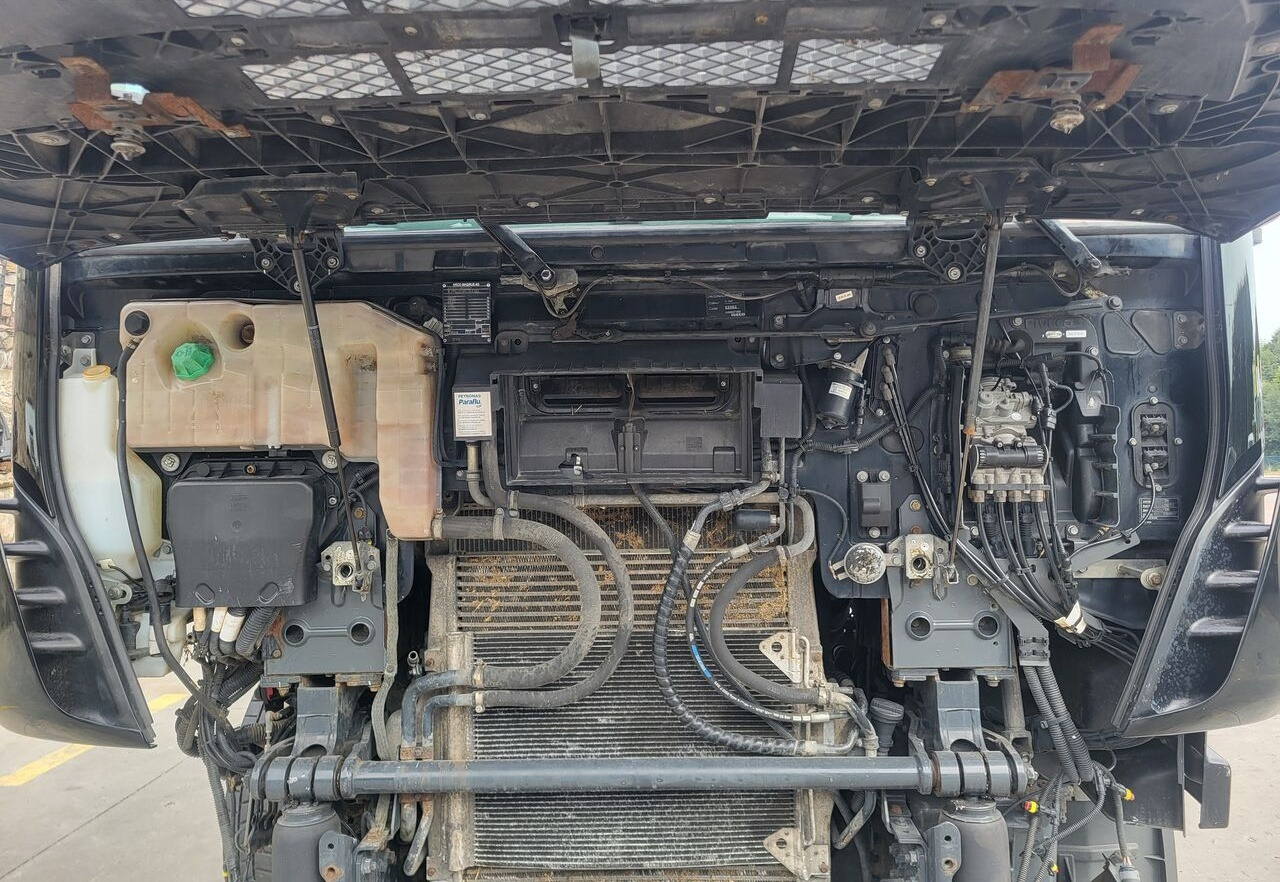 IVECO Stralis Hi-Way XP 2017r. Lift truck - الكبائن - شاحنة: صور 5 IVECO Stralis Hi-Way XP 2017r. Lift truck - الكبائن - شاحنة: صور 5