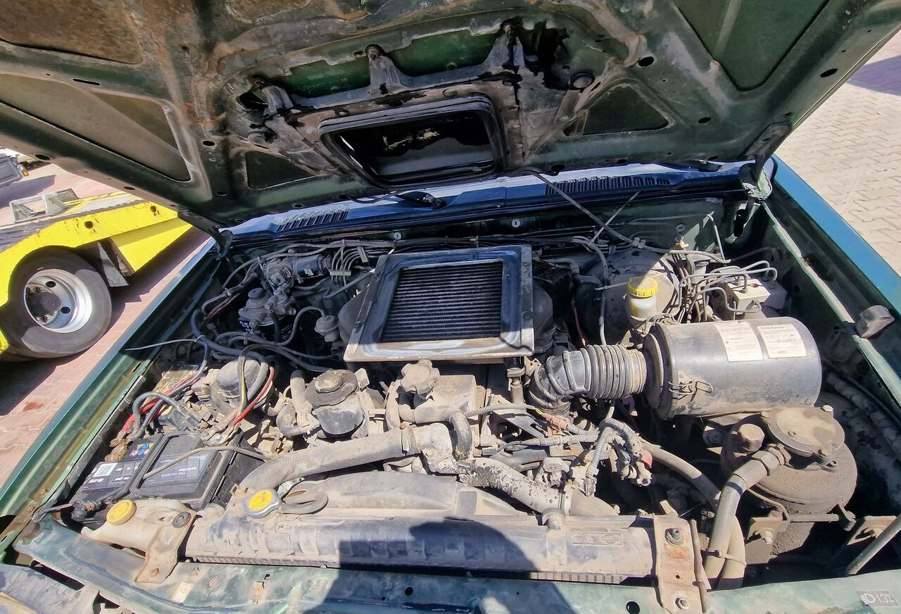 Nissan NISSAN NAWARA 4X4 odśnieżarka zamiatarka pług - شاحنة البيك أب: صور 2 Nissan NISSAN NAWARA 4X4 odśnieżarka zamiatarka pług - شاحنة البيك أب: صور 2