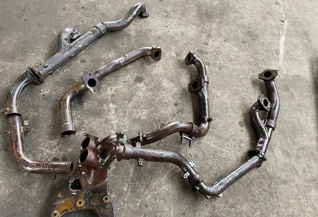 Scania R 730 V8 1906965 Scania R 730 V8 1906965 truck - مشعب العادم - شاحنة: صور 1 Scania R 730 V8 1906965 Scania R 730 V8 1906965 truck - مشعب العادم - شاحنة: صور 1