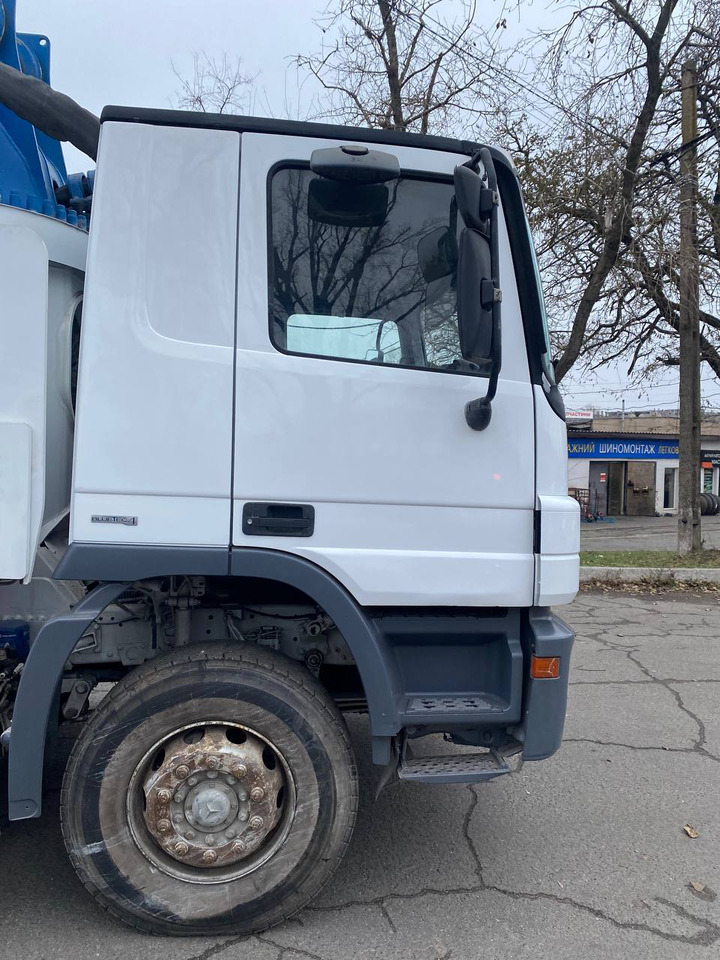 PUTZMEISTER Putzmeister on chassis Mercedes-Benz Actros Putzmeister 42m concrete pump - مضخة خرسانة: صور 3 PUTZMEISTER Putzmeister on chassis Mercedes-Benz Actros Putzmeister 42m concrete pump - مضخة خرسانة: صور 3