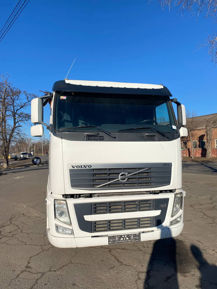 Volvo FH 12.460 - شاحنة جرار: صور 5 Volvo FH 12.460 - شاحنة جرار: صور 5