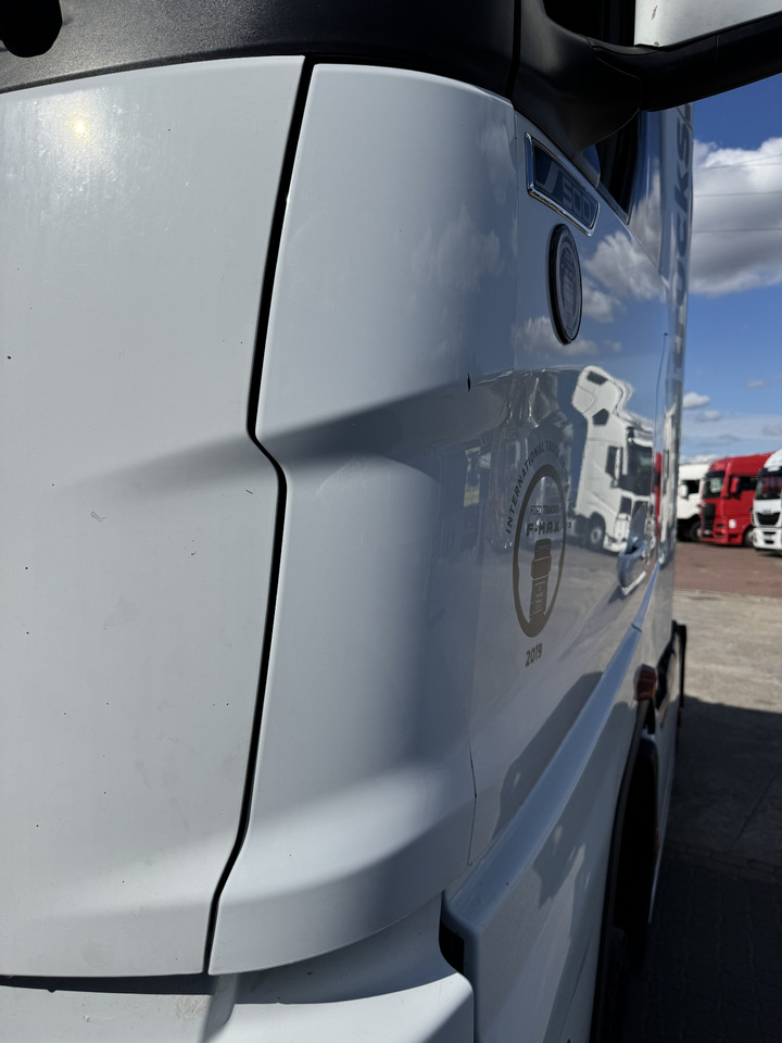 Ford F-Max - ركن مصد السيارة: صور 2 Ford F-Max - ركن مصد السيارة: صور 2