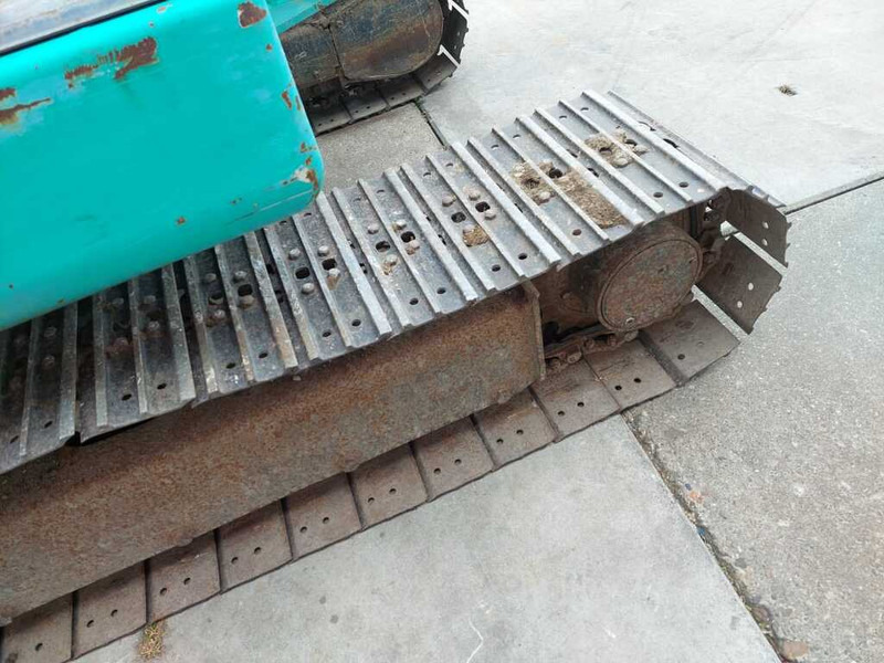 IHI 45J - حفارة مصغرة: صور 5 IHI 45J - حفارة مصغرة: صور 5