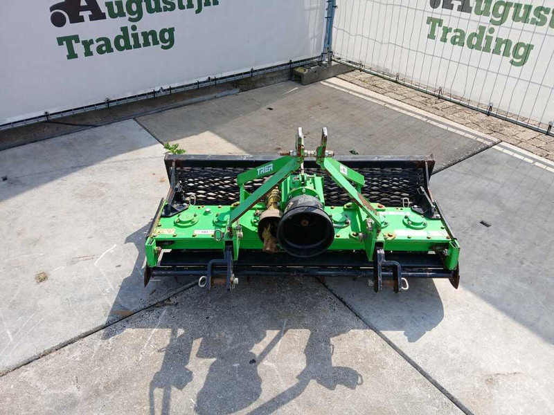 Trer MTZ 135 - مسلفة القوة: صور 1 Trer MTZ 135 - مسلفة القوة: صور 1