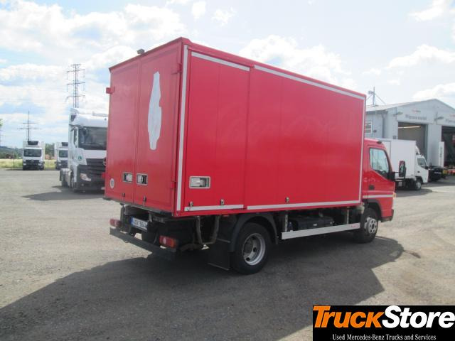 FUSO 7C15 - الشاحنات الصغيرة صندوق مغلق: صور 4 FUSO 7C15 - الشاحنات الصغيرة صندوق مغلق: صور 4