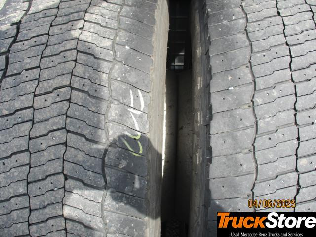 Mercedes-Benz Actros 1845 LS nRL - شاحنة جرار: صور 5 Mercedes-Benz Actros 1845 LS nRL - شاحنة جرار: صور 5