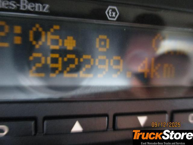 Mercedes-Benz Actros 1845 LS nRL - شاحنة جرار: صور 5 Mercedes-Benz Actros 1845 LS nRL - شاحنة جرار: صور 5