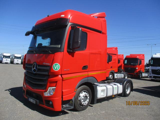 Mercedes-Benz Actros 1845 LS nRL - شاحنة جرار: صور 1 Mercedes-Benz Actros 1845 LS nRL - شاحنة جرار: صور 1