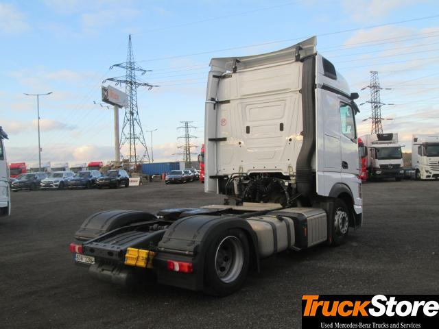 Mercedes-Benz Actros 1845 LS nRL - شاحنة جرار: صور 5 Mercedes-Benz Actros 1845 LS nRL - شاحنة جرار: صور 5