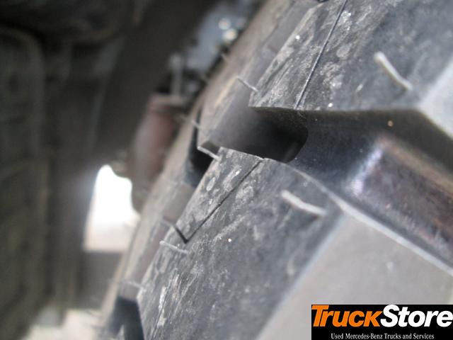 Mercedes-Benz Actros 1845 LS - شاحنة جرار: صور 4 Mercedes-Benz Actros 1845 LS - شاحنة جرار: صور 4