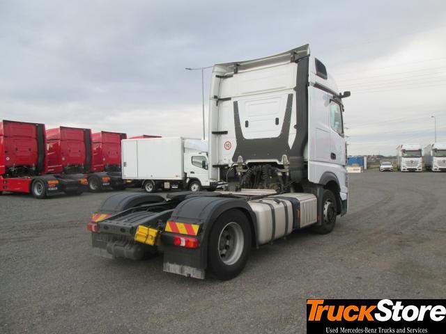 Mercedes-Benz Actros 1845 LS - شاحنة جرار: صور 5 Mercedes-Benz Actros 1845 LS - شاحنة جرار: صور 5