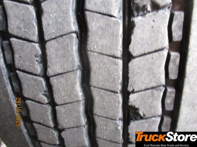 Mercedes-Benz Actros 1845 LS - شاحنة جرار: صور 5 Mercedes-Benz Actros 1845 LS - شاحنة جرار: صور 5