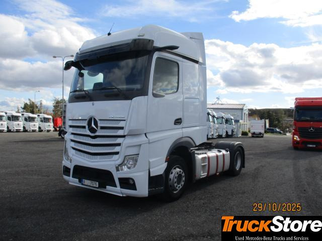 Mercedes-Benz Actros 1845 LS - شاحنة جرار: صور 2 Mercedes-Benz Actros 1845 LS - شاحنة جرار: صور 2