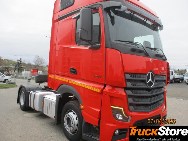 Mercedes-Benz Actros 1845 LS - شاحنة جرار: صور 2 Mercedes-Benz Actros 1845 LS - شاحنة جرار: صور 2