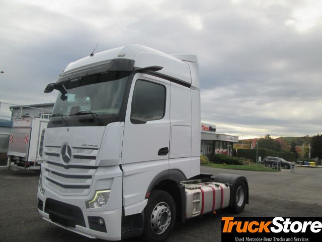 Mercedes-Benz Actros 1845 LS - شاحنة جرار: صور 1 Mercedes-Benz Actros 1845 LS - شاحنة جرار: صور 1