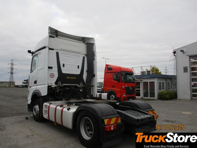 Mercedes-Benz Actros 1845 LS - شاحنة جرار: صور 4 Mercedes-Benz Actros 1845 LS - شاحنة جرار: صور 4