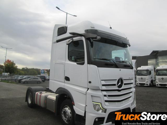 Mercedes-Benz Actros 1845 LS - شاحنة جرار: صور 2 Mercedes-Benz Actros 1845 LS - شاحنة جرار: صور 2