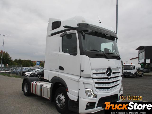 Mercedes-Benz Actros 1845 LS - شاحنة جرار: صور 2 Mercedes-Benz Actros 1845 LS - شاحنة جرار: صور 2