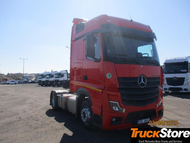 Mercedes-Benz Actros 1845 LS - شاحنة جرار: صور 3 Mercedes-Benz Actros 1845 LS - شاحنة جرار: صور 3