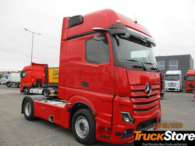 Mercedes-Benz Actros 1848 LS - شاحنة جرار: صور 2 Mercedes-Benz Actros 1848 LS - شاحنة جرار: صور 2