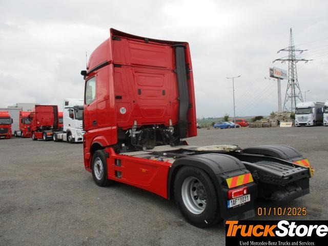 Mercedes-Benz Actros 1848 LS - شاحنة جرار: صور 3 Mercedes-Benz Actros 1848 LS - شاحنة جرار: صور 3