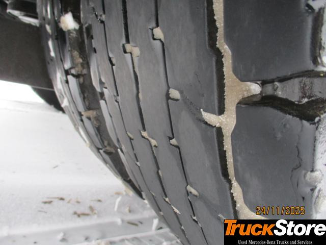 Mercedes-Benz Actros 1848 LS - شاحنة جرار: صور 5 Mercedes-Benz Actros 1848 LS - شاحنة جرار: صور 5
