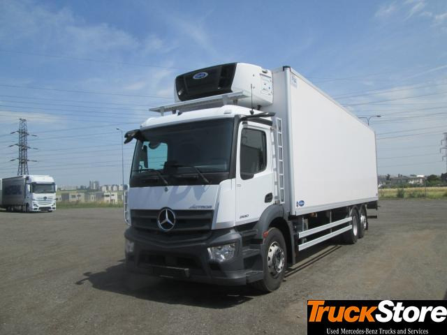 Mercedes-Benz Antos 2530 L - مبردة شاحنة: صور 1 Mercedes-Benz Antos 2530 L - مبردة شاحنة: صور 1