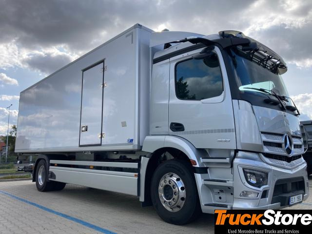 Mercedes-Benz eActros 300 L - مبردة شاحنة: صور 2 Mercedes-Benz eActros 300 L - مبردة شاحنة: صور 2