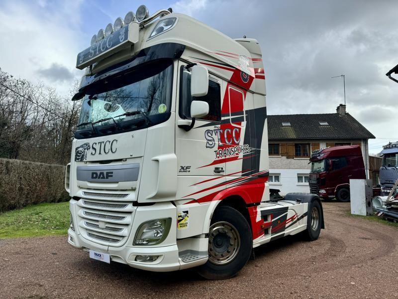 DAF XF 510 - شاحنة جرار: صور 1 DAF XF 510 - شاحنة جرار: صور 1
