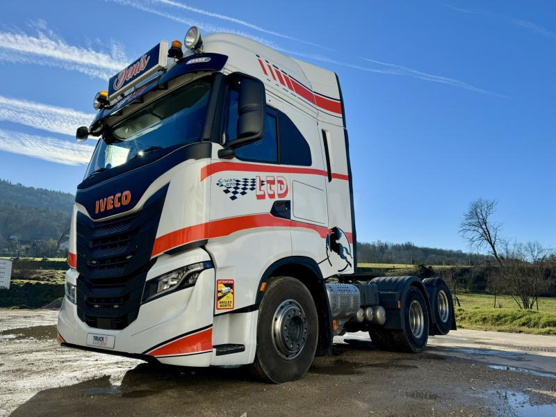 Iveco S-WAY 570 - شاحنة جرار: صور 3 Iveco S-WAY 570 - شاحنة جرار: صور 3