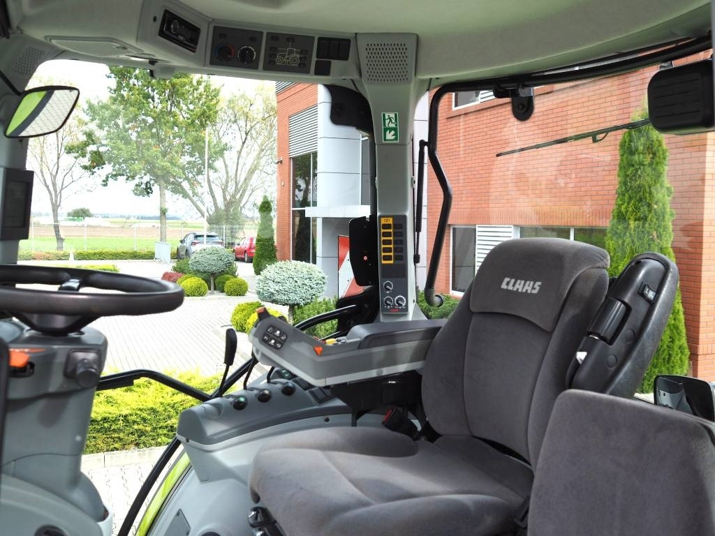 Claas Arion 610 CIS - جرار: صور 5 Claas Arion 610 CIS - جرار: صور 5