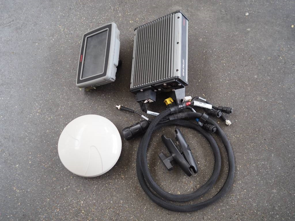 Claas - GPS S7, RTK NET - النظام الكهربائي - الآلات والماكينات الزراعية: صور 2 Claas - GPS S7, RTK NET - النظام الكهربائي - الآلات والماكينات الزراعية: صور 2