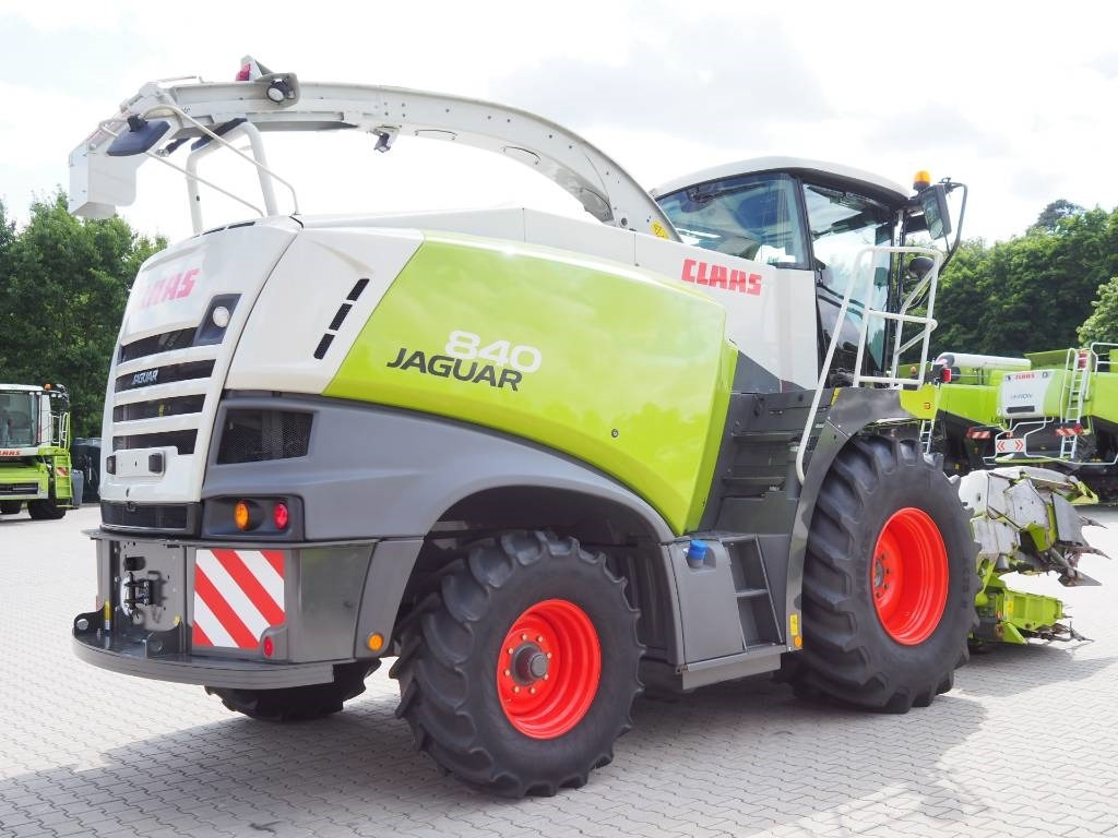 Claas Jaguar 840 + Orbis 450 - حصادة الأعلاف: صور 3 Claas Jaguar 840 + Orbis 450 - حصادة الأعلاف: صور 3