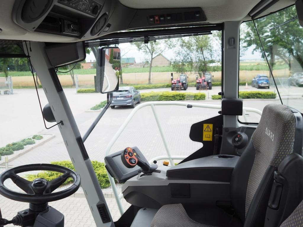 Claas Jaguar 940 4WD - حصادة الأعلاف: صور 5 Claas Jaguar 940 4WD - حصادة الأعلاف: صور 5
